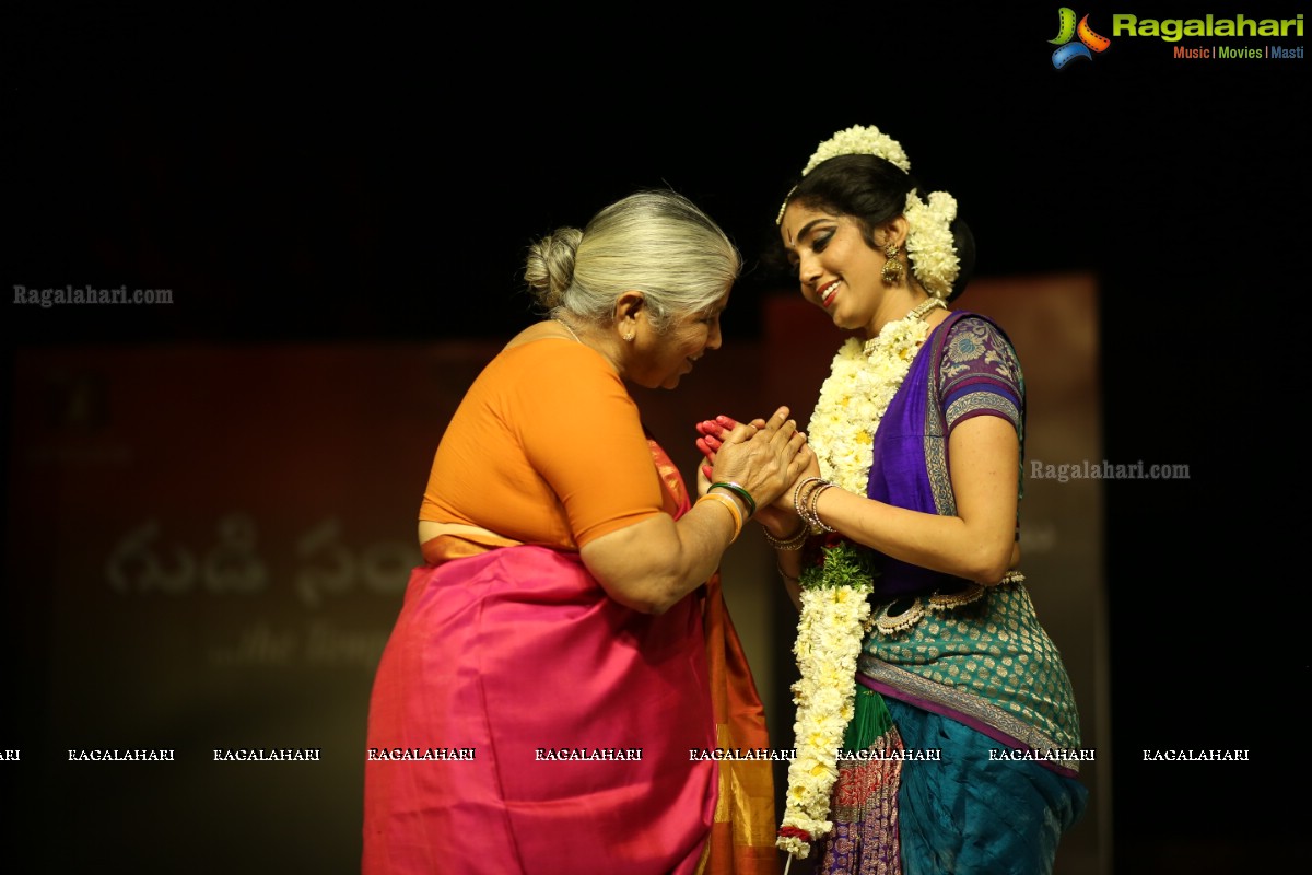 Gudi Sambaralu - A Bharatnatyam Recital by Smita Madhav and Kuchipudi Recital by Yashoda at Dharmapuri Kshetram, Hyderabad