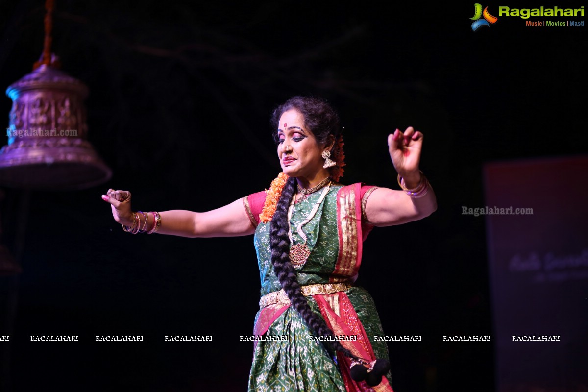 Gudi Sambaralu - A Bharatnatyam Recital by Smita Madhav and Kuchipudi Recital by Yashoda at Dharmapuri Kshetram, Hyderabad