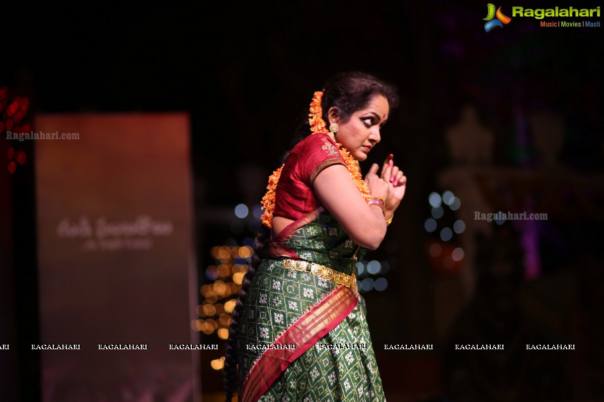 Gudi Sambaralu - A Bharatnatyam Recital by Smita Madhav and Kuchipudi Recital by Yashoda at Dharmapuri Kshetram, Hyderabad