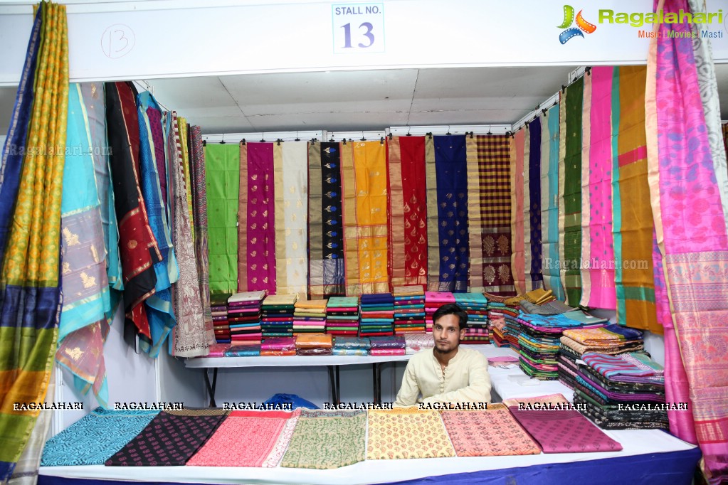 Golkonda Silk and Cotton Fab Handicrafts Mela, Hyderabad