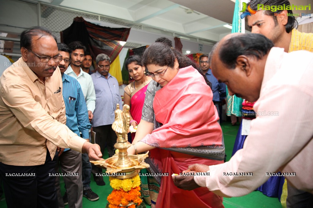 Golkonda Silk and Cotton Fab Handicrafts Mela, Hyderabad