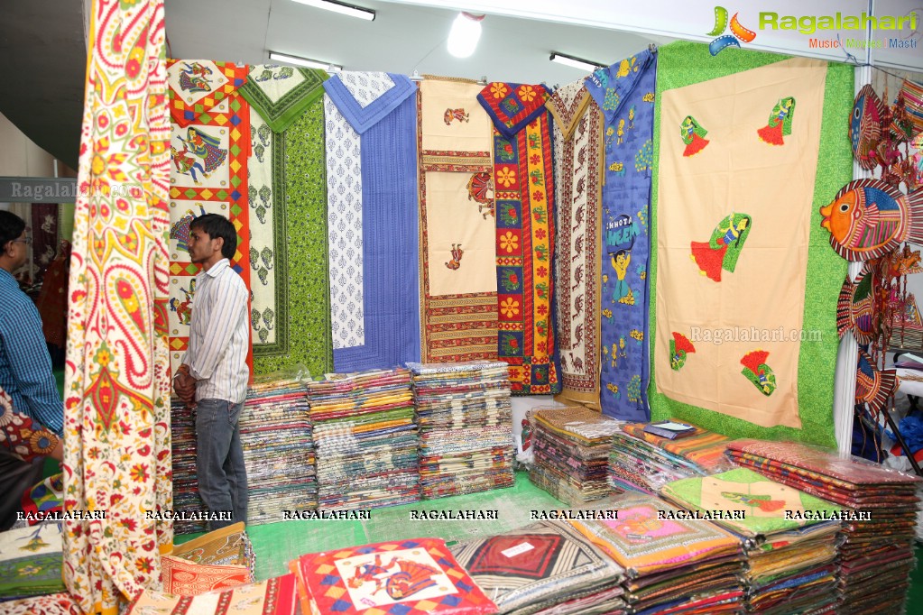 Golkonda Silk and Cotton Fab Handicrafts Mela, Hyderabad