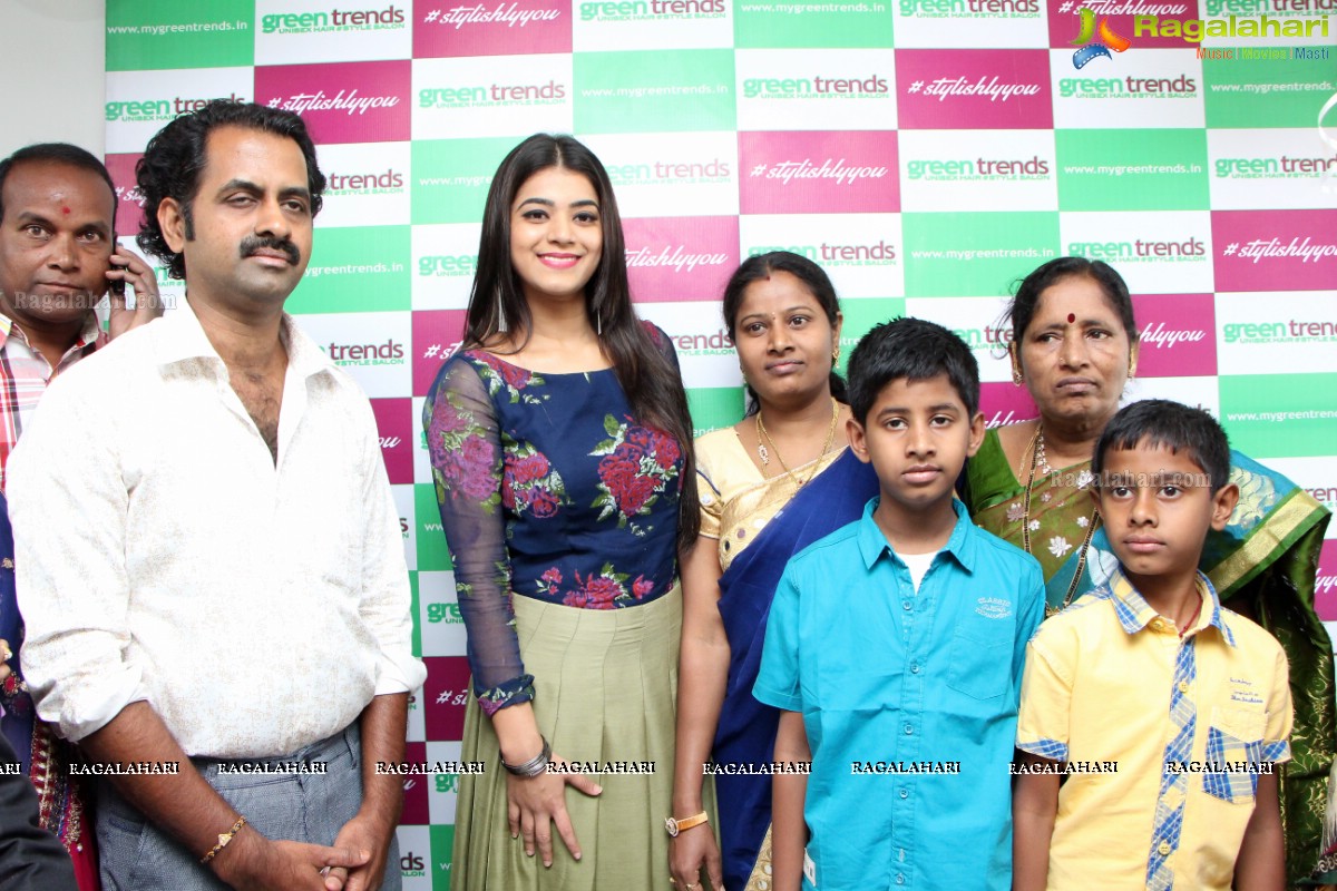 Yamini Bhaskar inaugurates Green Trends Outlet at Chandanagar Main Road, Hyderabad