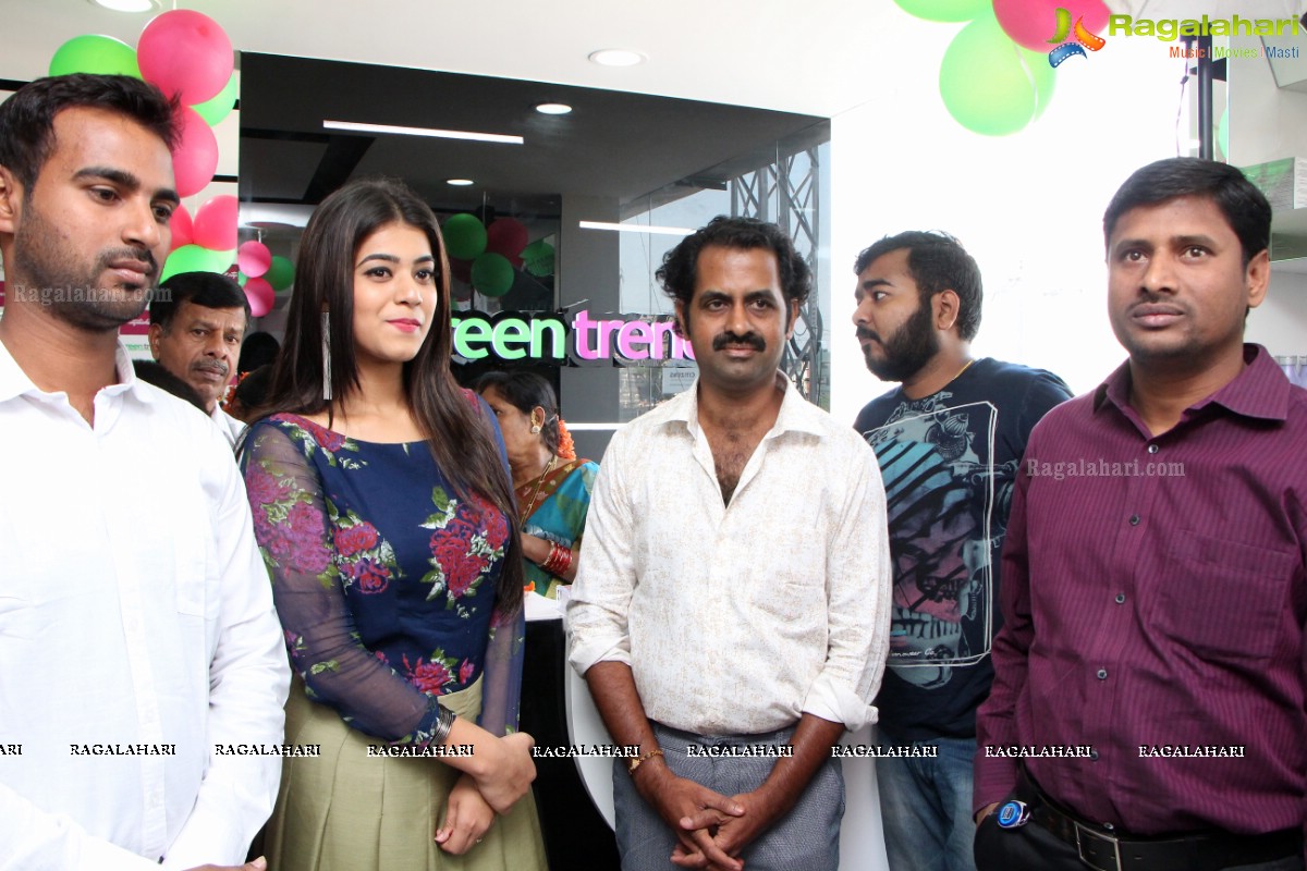 Yamini Bhaskar inaugurates Green Trends Outlet at Chandanagar Main Road, Hyderabad