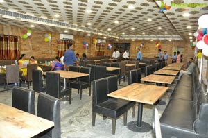 Kajal Aggarwal Bahar Cafe