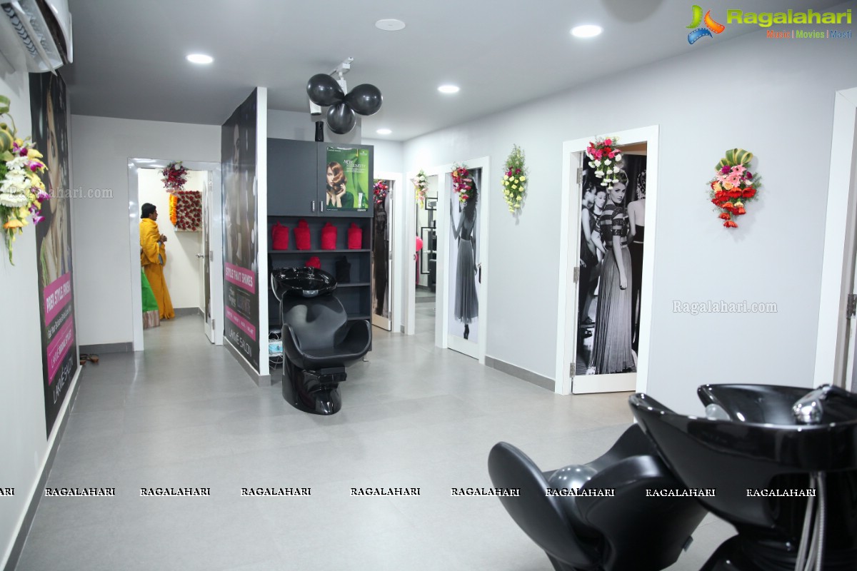 Lakme Salon Launch at Vikrampuri Colony, Secunderabad