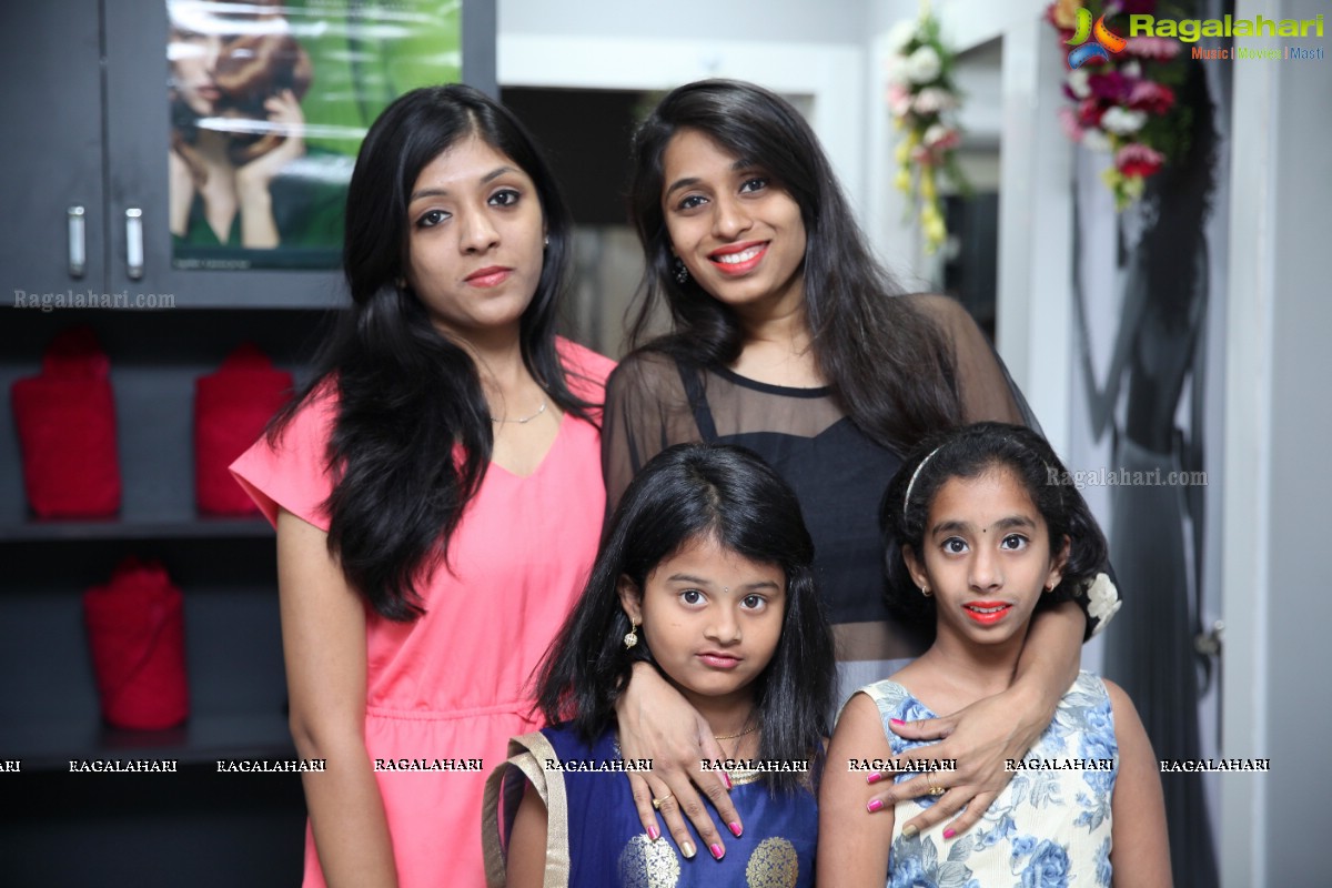 Lakme Salon Launch at Vikrampuri Colony, Secunderabad