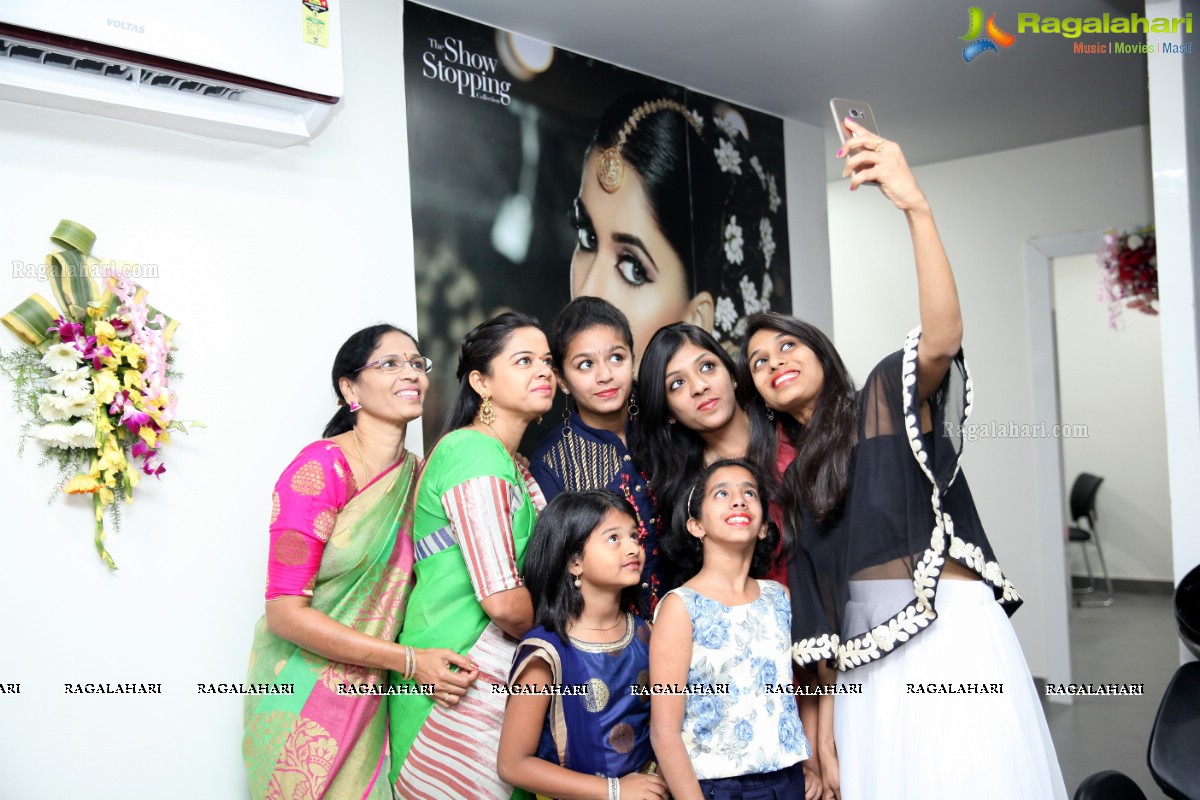 Lakme Salon Launch at Vikrampuri Colony, Secunderabad