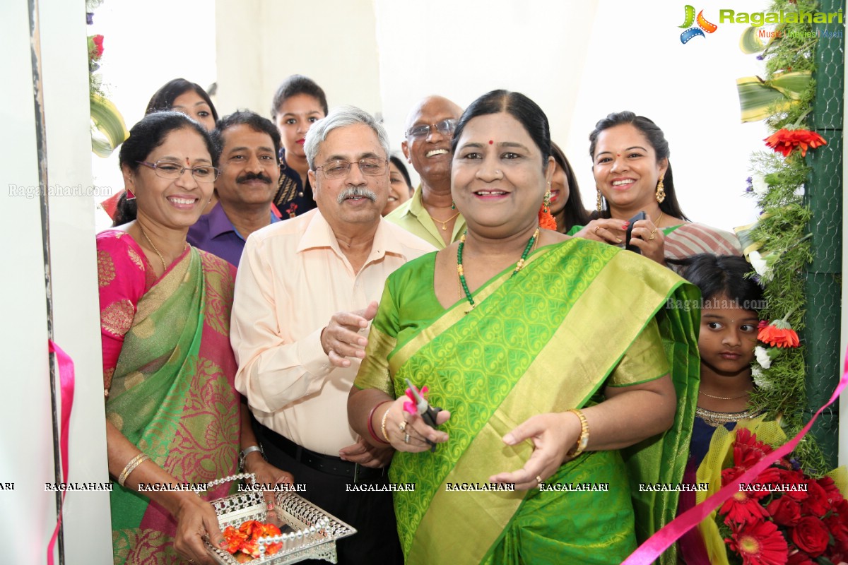 Lakme Salon Launch at Vikrampuri Colony, Secunderabad