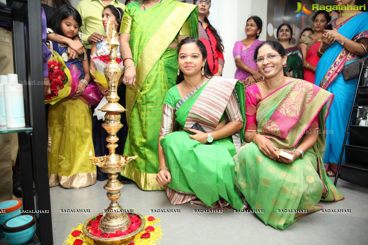 Lakme Salon Launch at Vikrampuri Colony, Secunderabad