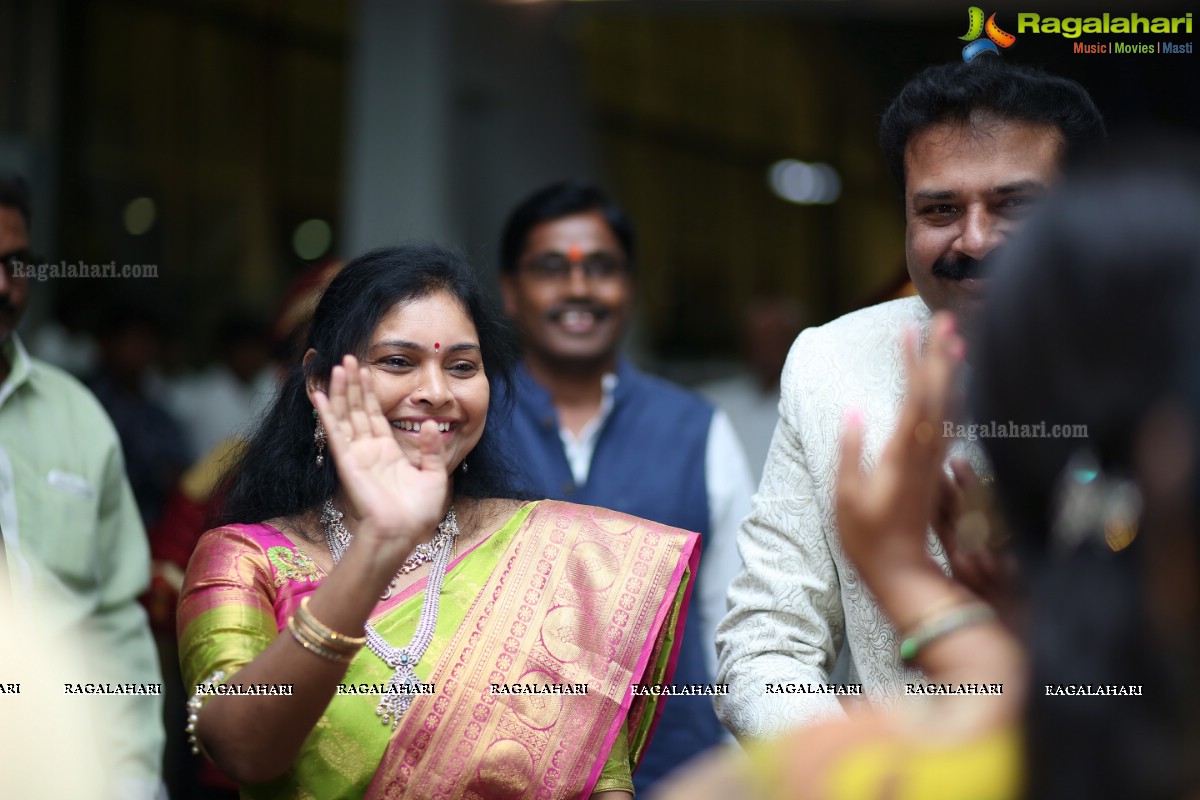 25th Wedding Anniversary Celebrations of Madhu Goud and Saritha at JRC Convention Center, Hyderabad