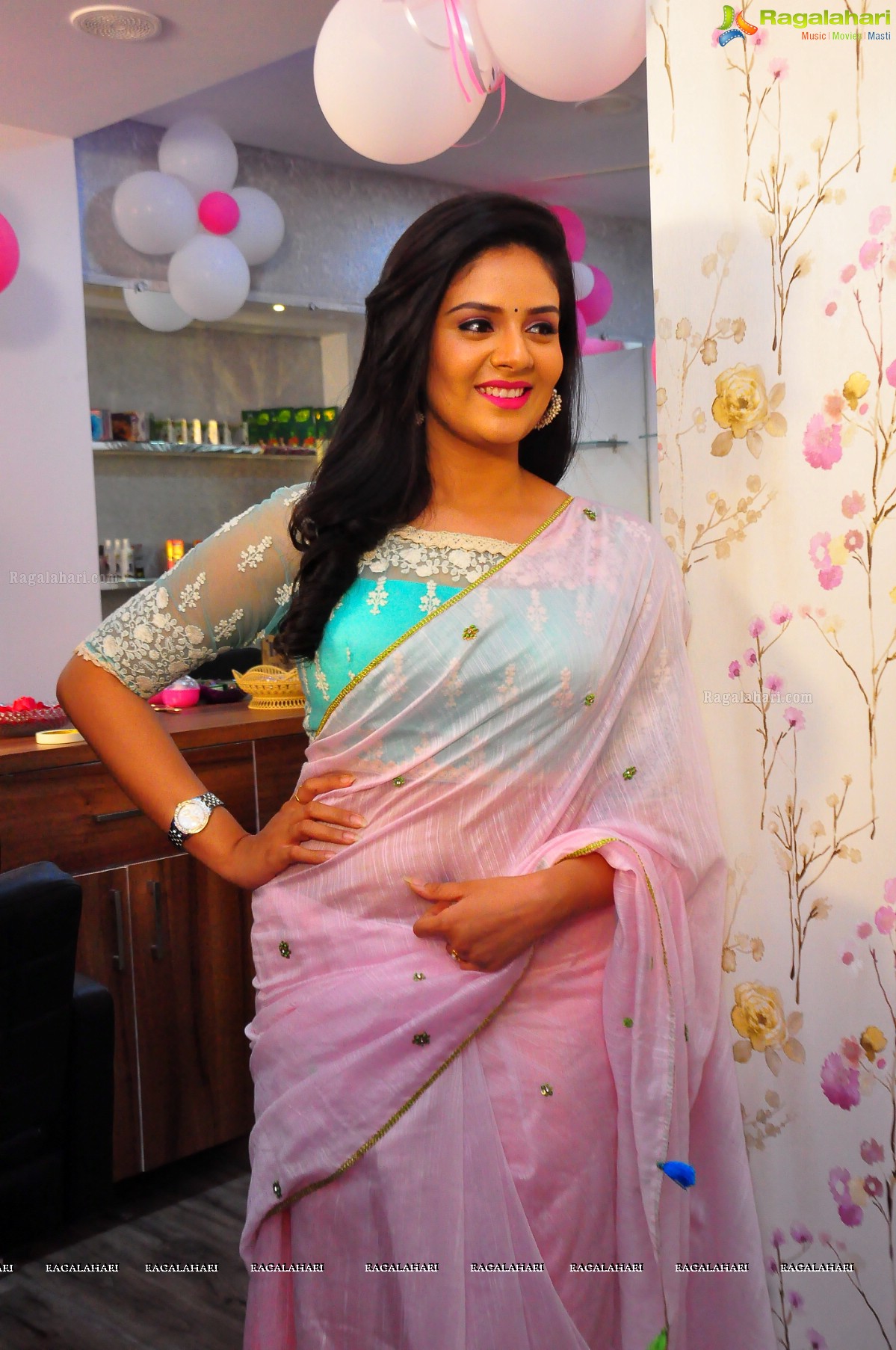 Sree Mukhi launches Manvis Salon, Hyderabad