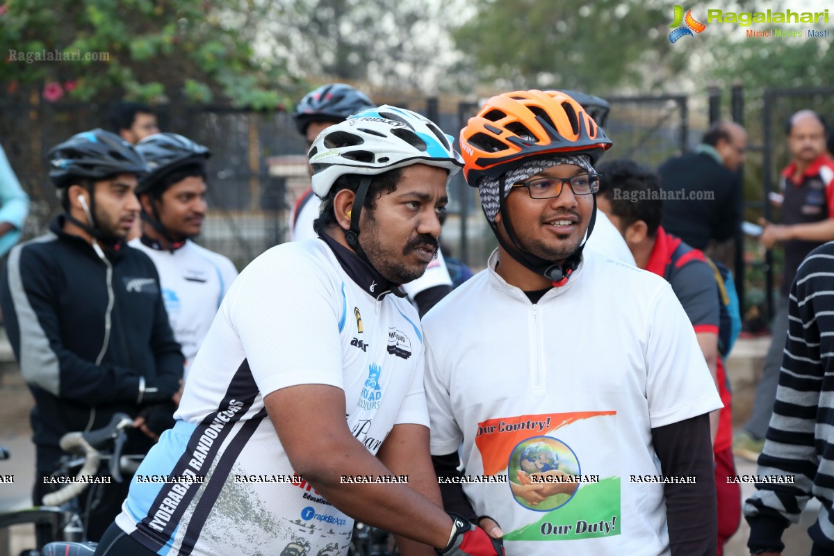 Ride For Green India - A Cycling Expedition From Kashmir To Kanyakumari by B. Ravi Kiran