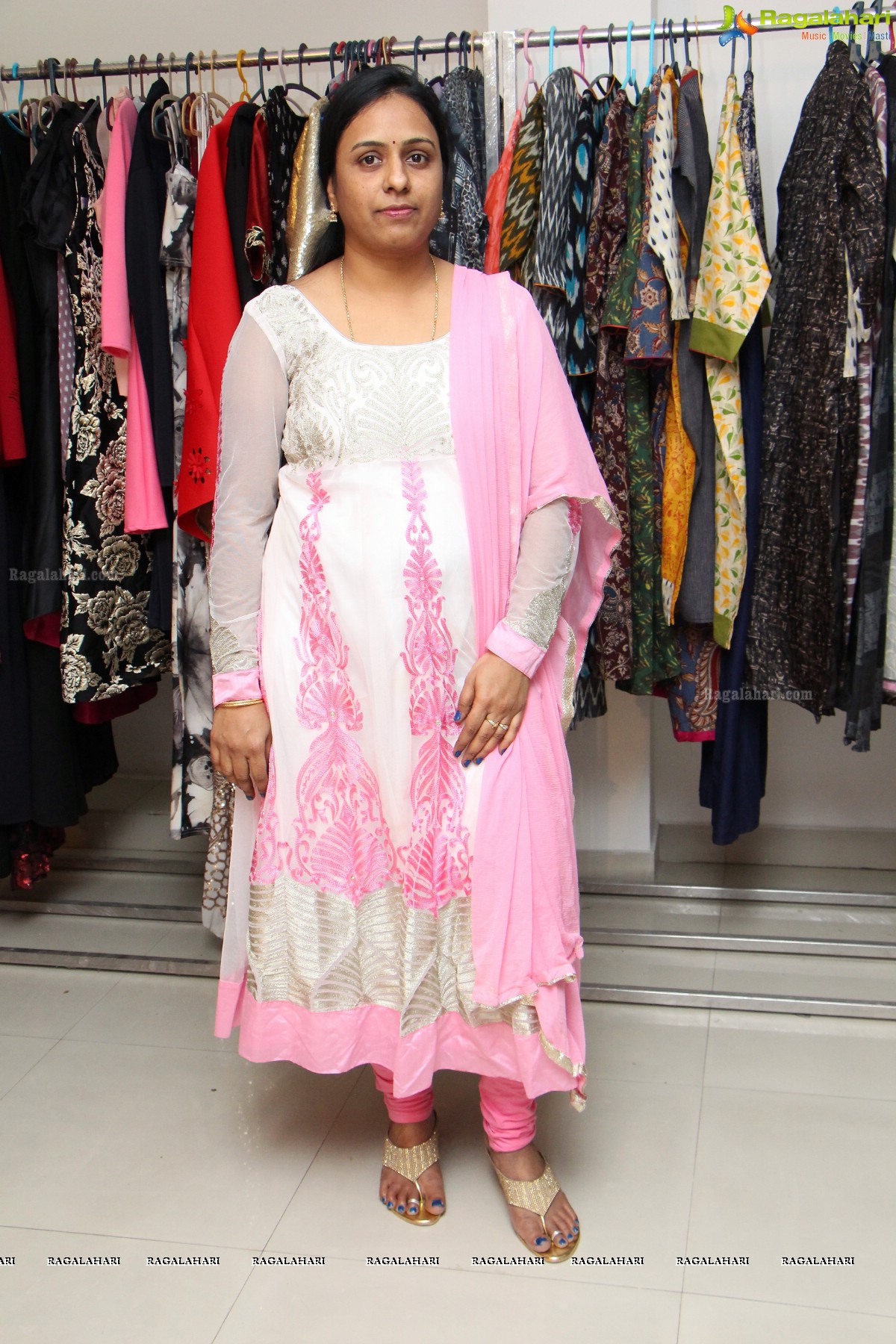 S Mode by Swetha Reddy and Suchi Reddy at Shrinika, Plot #213, Road No 19, Jubilee Hills, Hyderabad