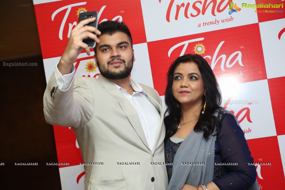 Trisha Love for Handloom Fashion Show at Taj Krishna, Hyderabad