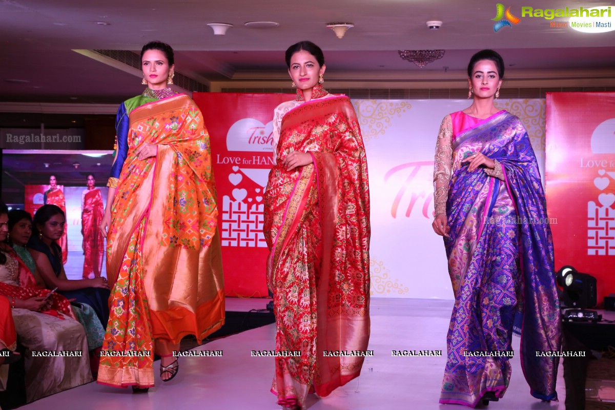 Trisha Love for Handloom Fashion Show at Taj Krishna, Hyderabad