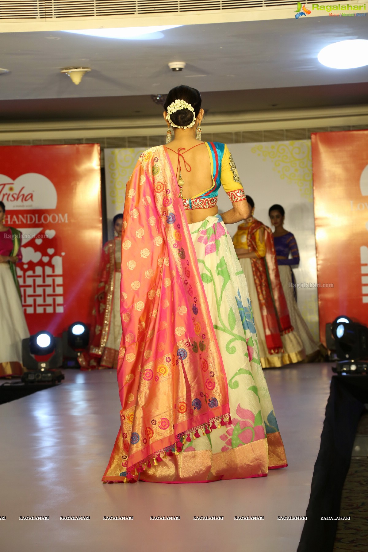 Trisha Love for Handloom Fashion Show at Taj Krishna, Hyderabad