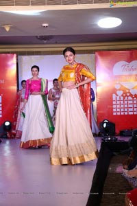 Trisha Love for Handloom Fashion Show at Taj Krishna