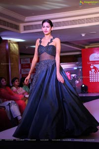 Trisha Love for Handloom Fashion Show at Taj Krishna