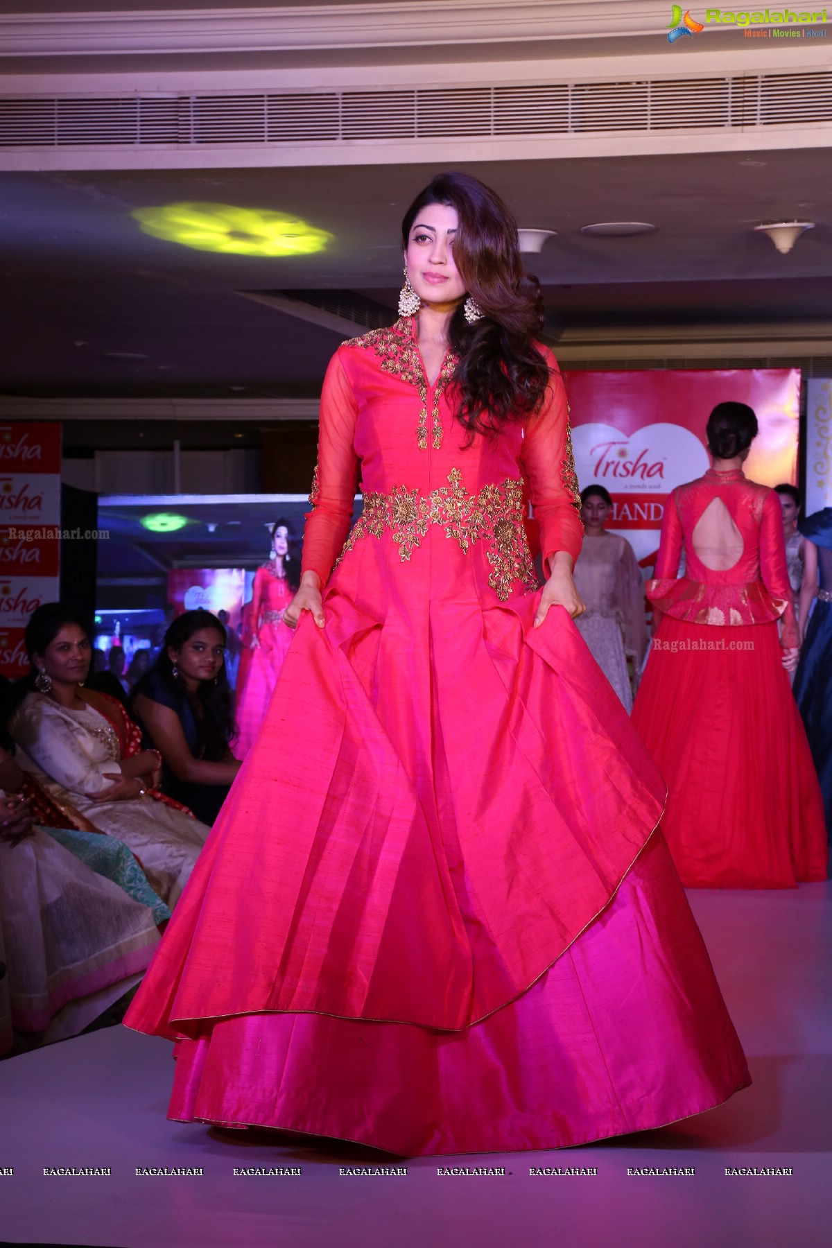 Trisha Love for Handloom Fashion Show at Taj Krishna, Hyderabad