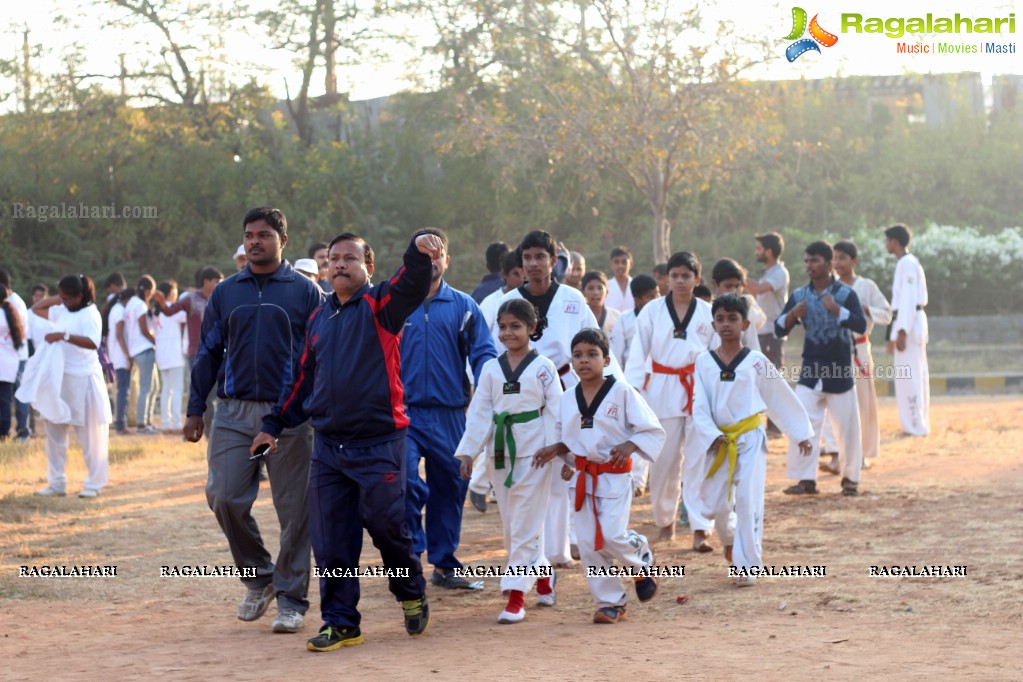 Yashoda Cancer Awareness 5K Run Bike Rally 2017 at Sarornagar Stadium, LB Nagar, Hyderabad