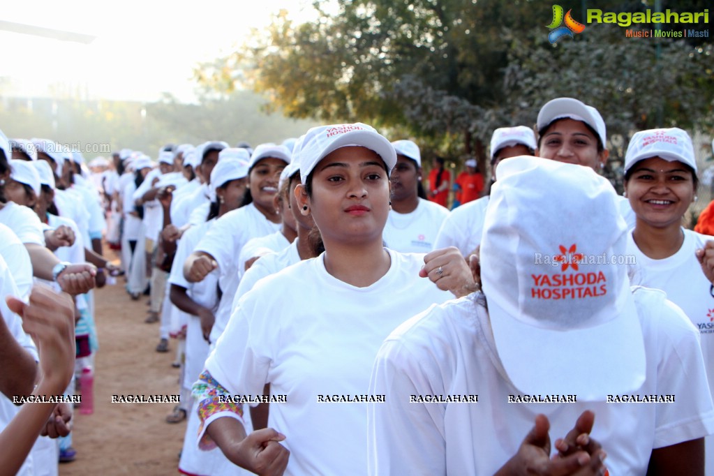 Yashoda Cancer Awareness 5K Run Bike Rally 2017 at Sarornagar Stadium, LB Nagar, Hyderabad