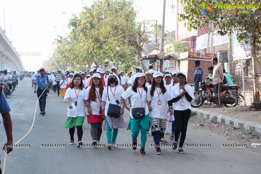 Yashoda Cancer Awareness 5K Run Bike Rally 2017 at Sarornagar Stadium, LB Nagar, Hyderabad