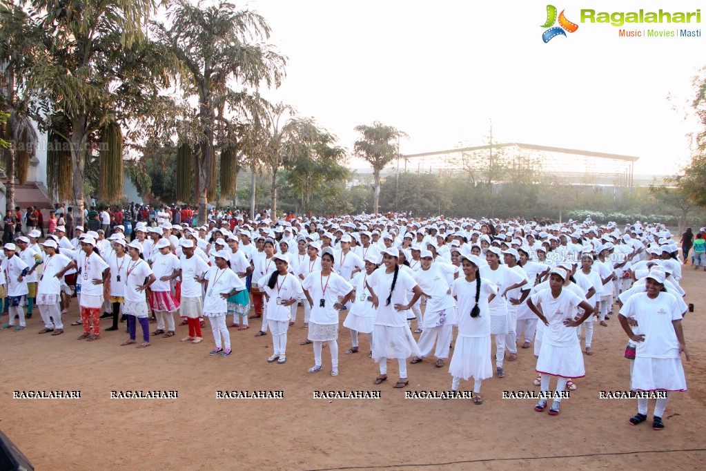 Yashoda Cancer Awareness 5K Run Bike Rally 2017 at Sarornagar Stadium, LB Nagar, Hyderabad