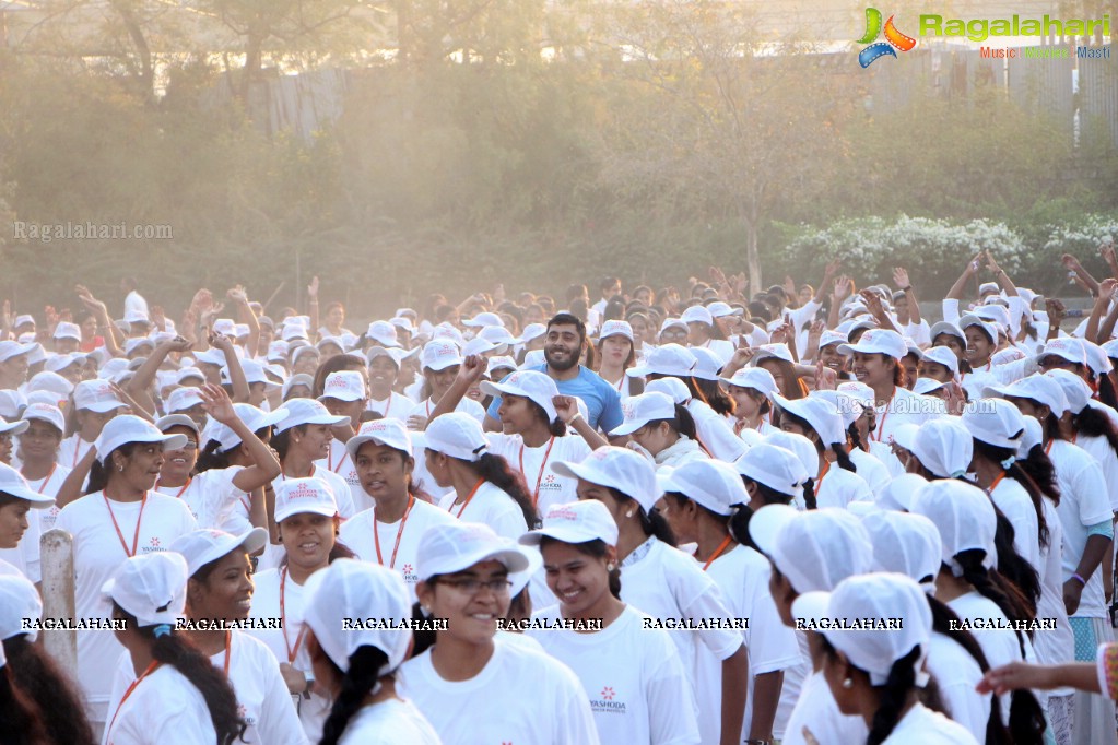 Yashoda Cancer Awareness 5K Run Bike Rally 2017 at Sarornagar Stadium, LB Nagar, Hyderabad