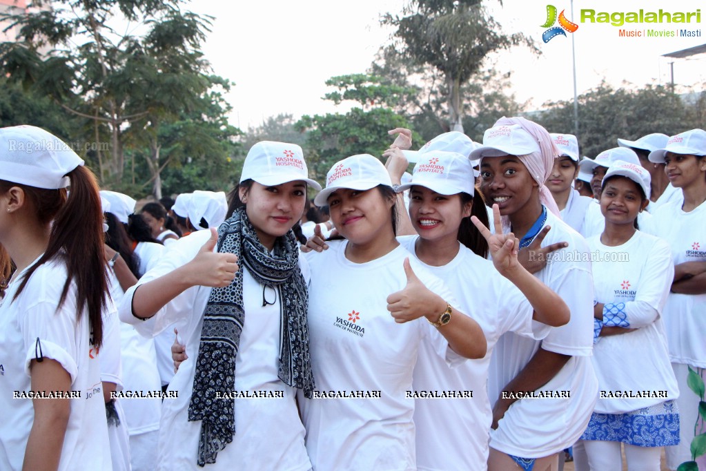 Yashoda Cancer Awareness 5K Run Bike Rally 2017 at Sarornagar Stadium, LB Nagar, Hyderabad