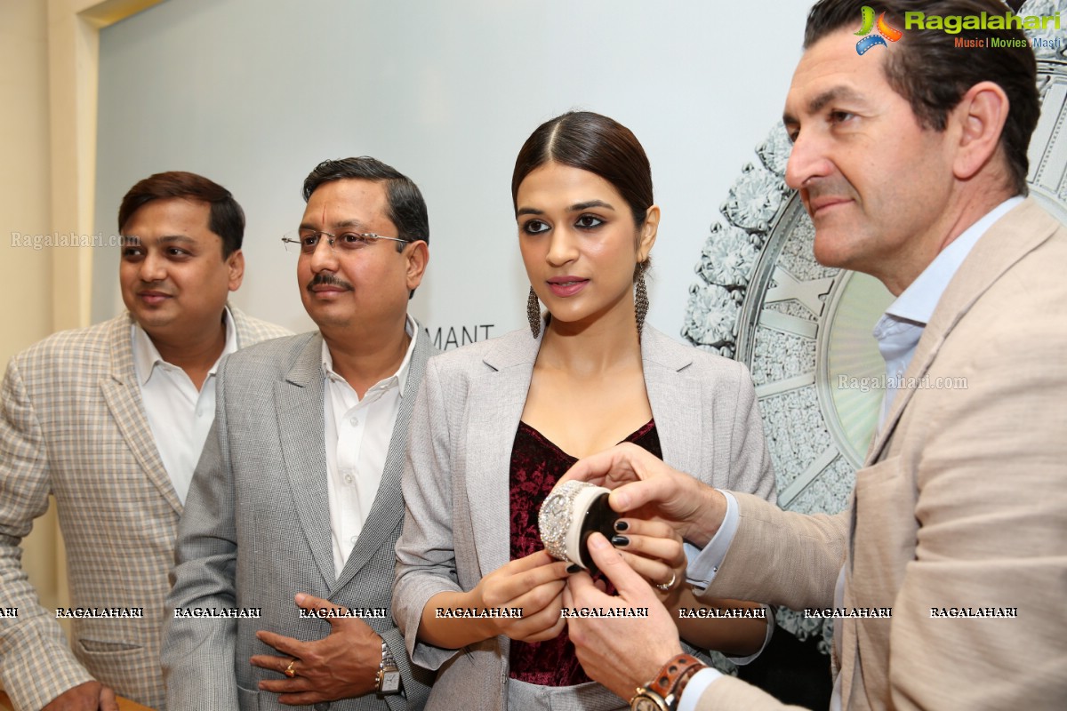 Grand Launch and Showcase of Chopard L'Heure Du Diamant 2.6 Crore Watch at Kamal Watch Co., Jubilee Hills, Hyderabad