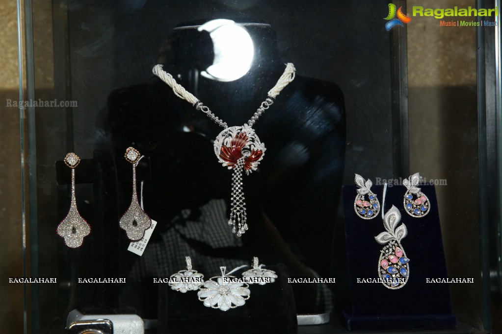 Grand Launch of Diva Galleria - Exotic Jewellery Exhibition at Park Hyatt