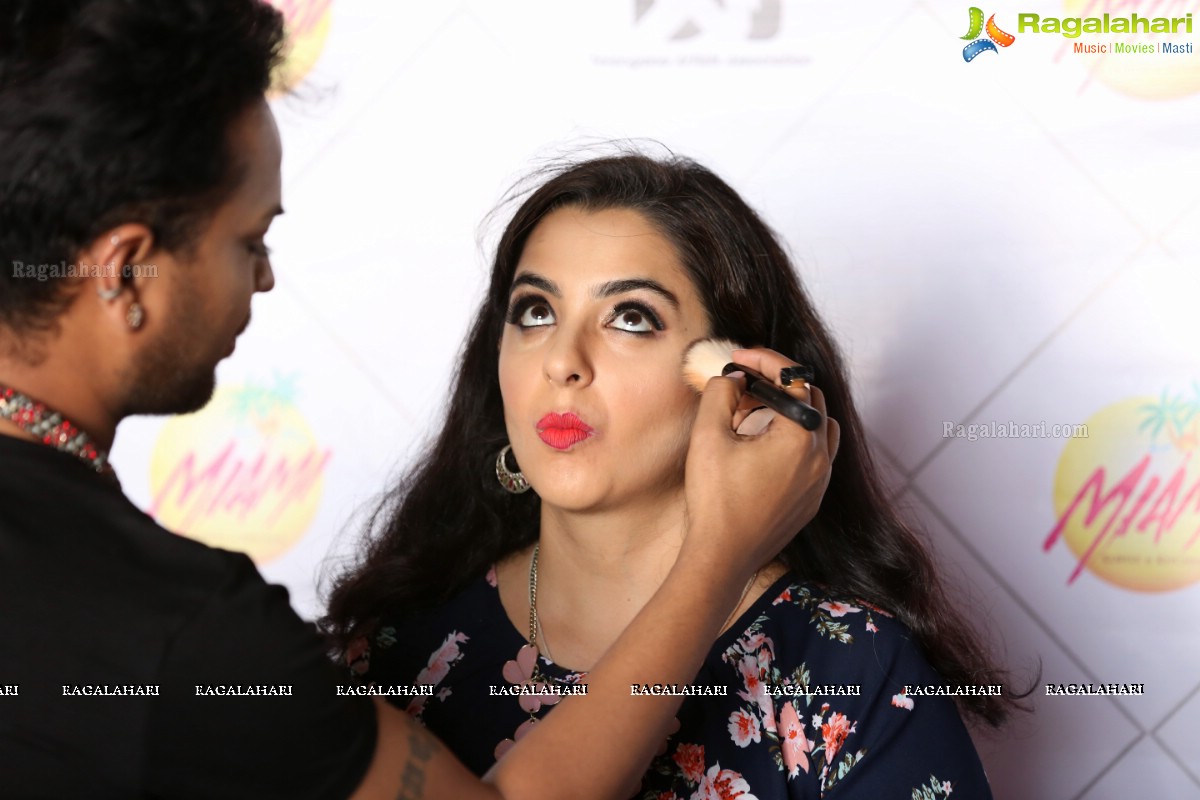 A One Day Makeup Workshop by Emraan Artistry at Miami Koffee N Kitchen