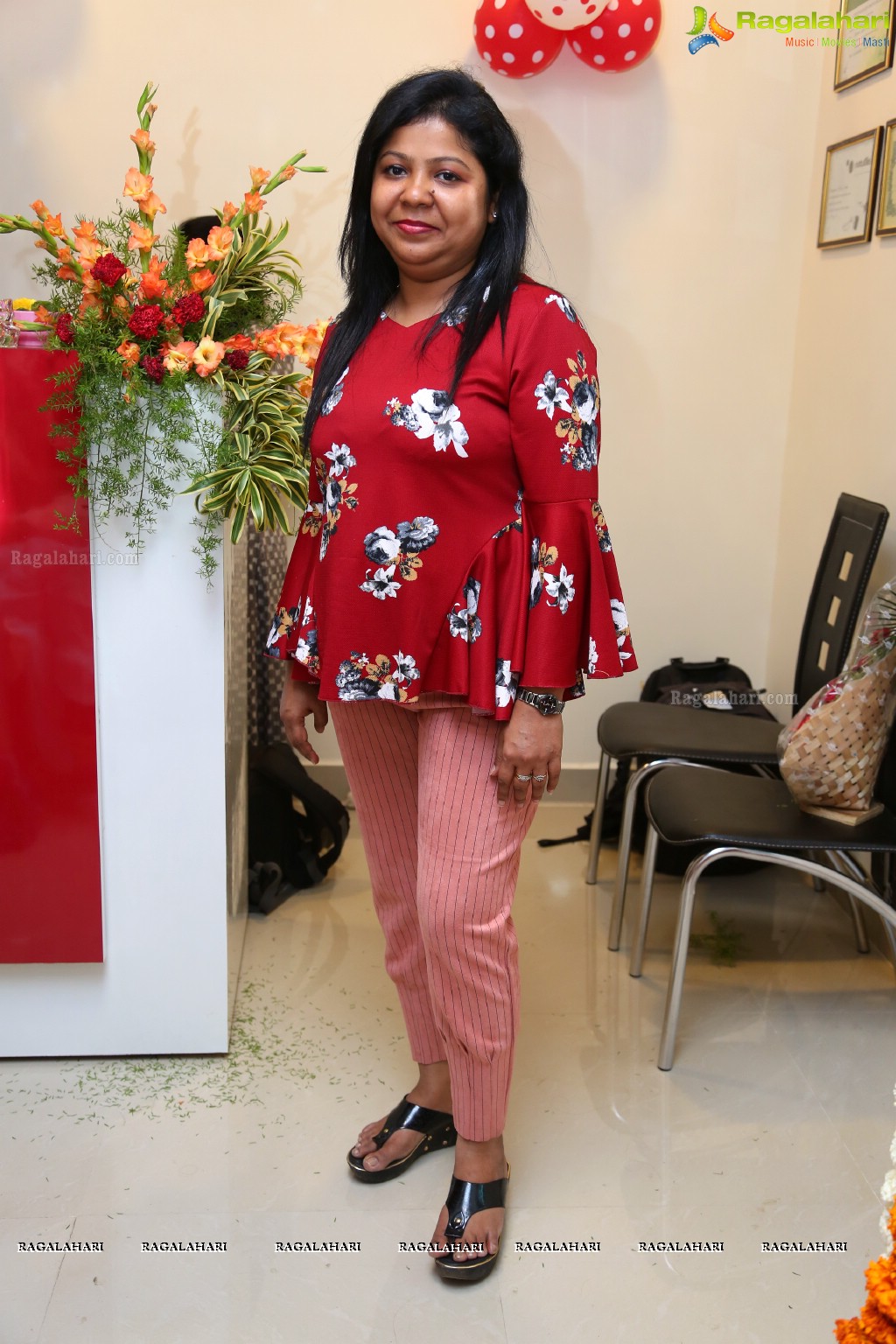 Sushila Bokadiya launches Essenz Family Spa and Salon at Kompally, Hyderabad