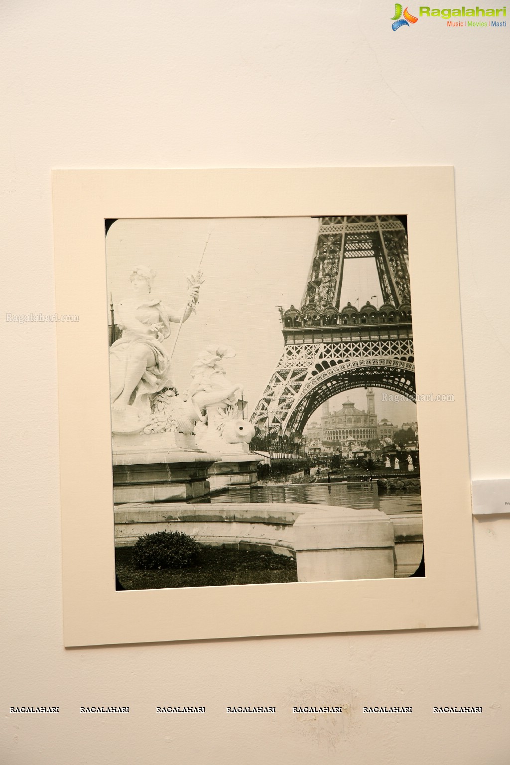 Flash France - Out of Frame - A Story of Paris and Photography at State Art Gallery, Hyderabad