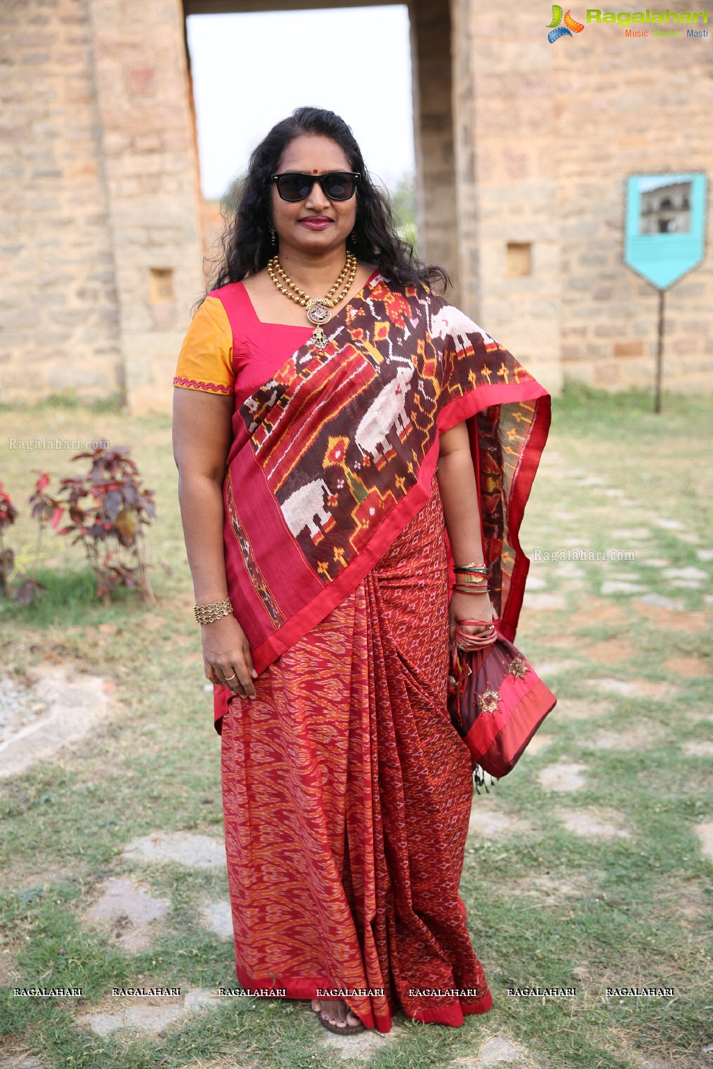 Gudi Sambaralu 2018 - Kathak by Sanjuktha Sinha at Shivalayam, Domakonda Fort