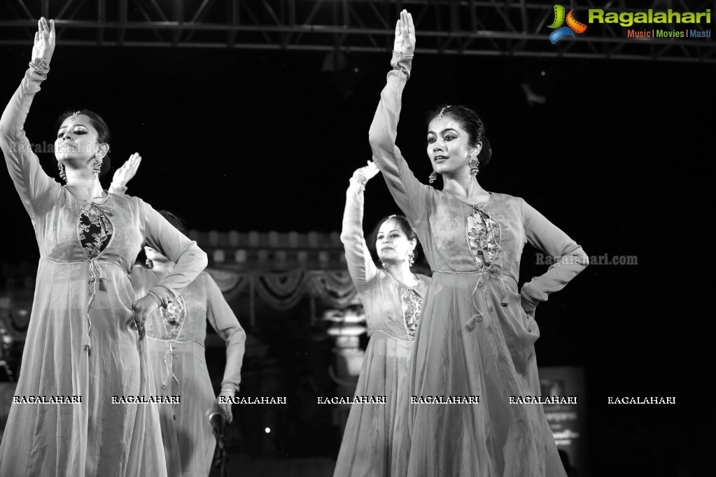 Gudi Sambaralu 2018 - Kathak by Sanjuktha Sinha at Shivalayam, Domakonda Fort