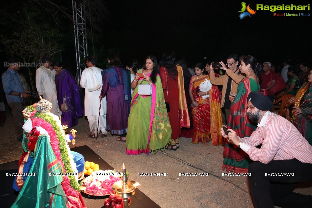 Gudi Sambaralu 2018 - Kathak by Sanjuktha Sinha at Shivalayam, Domakonda Fort