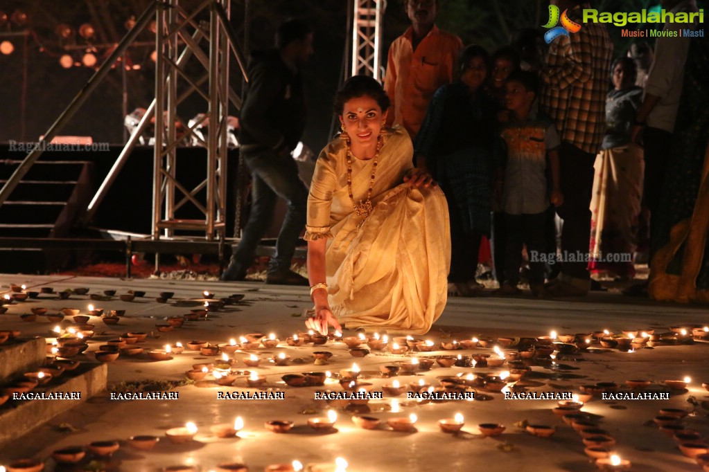 Gudi Sambaralu 2018 - Kathak by Sanjuktha Sinha at Shivalayam, Domakonda Fort