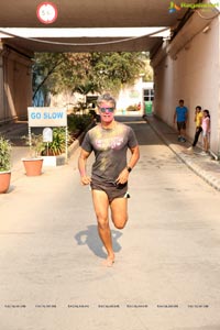 Gulaal Run Milind Soman