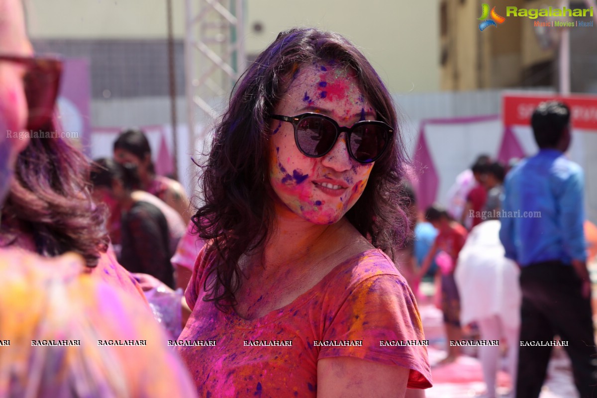 Asia's Biggest Holi Bash 2018 at Country Club