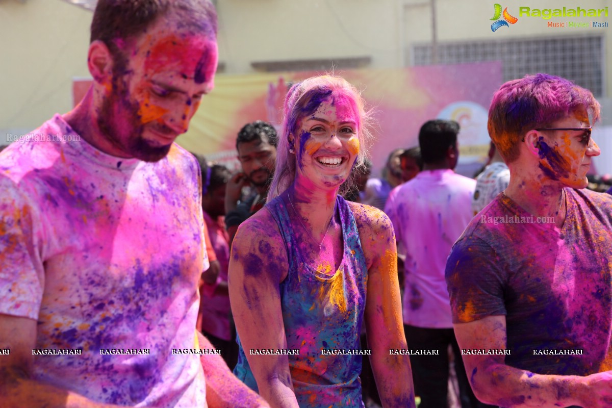 Asia's Biggest Holi Bash 2018 at Country Club