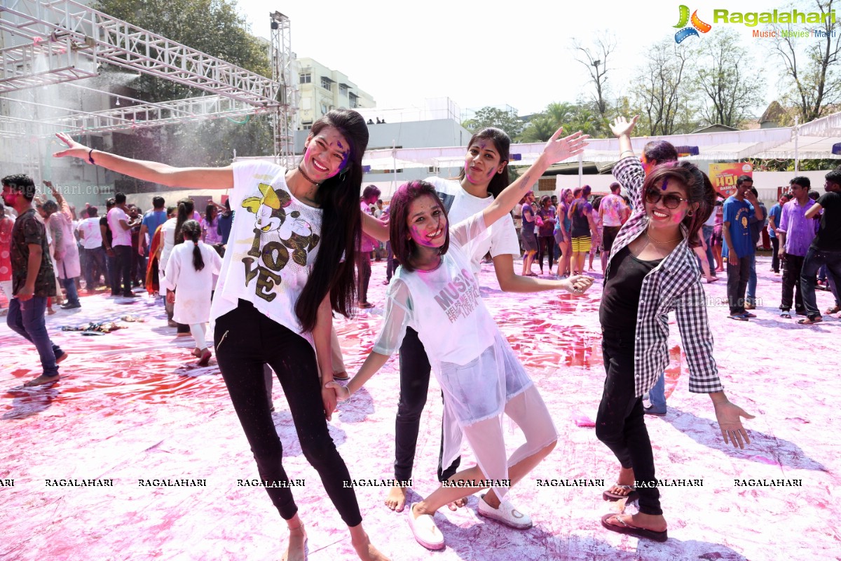 Asia's Biggest Holi Bash 2018 at Country Club