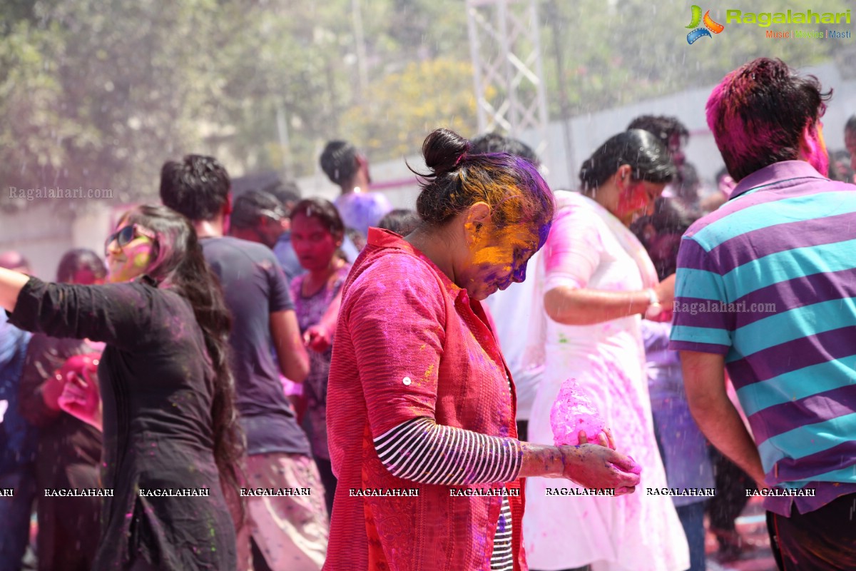 Asia's Biggest Holi Bash 2018 at Country Club