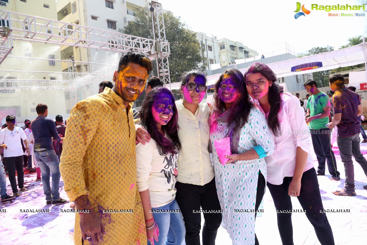 Asia's Biggest Holi Bash 2018 at Country Club