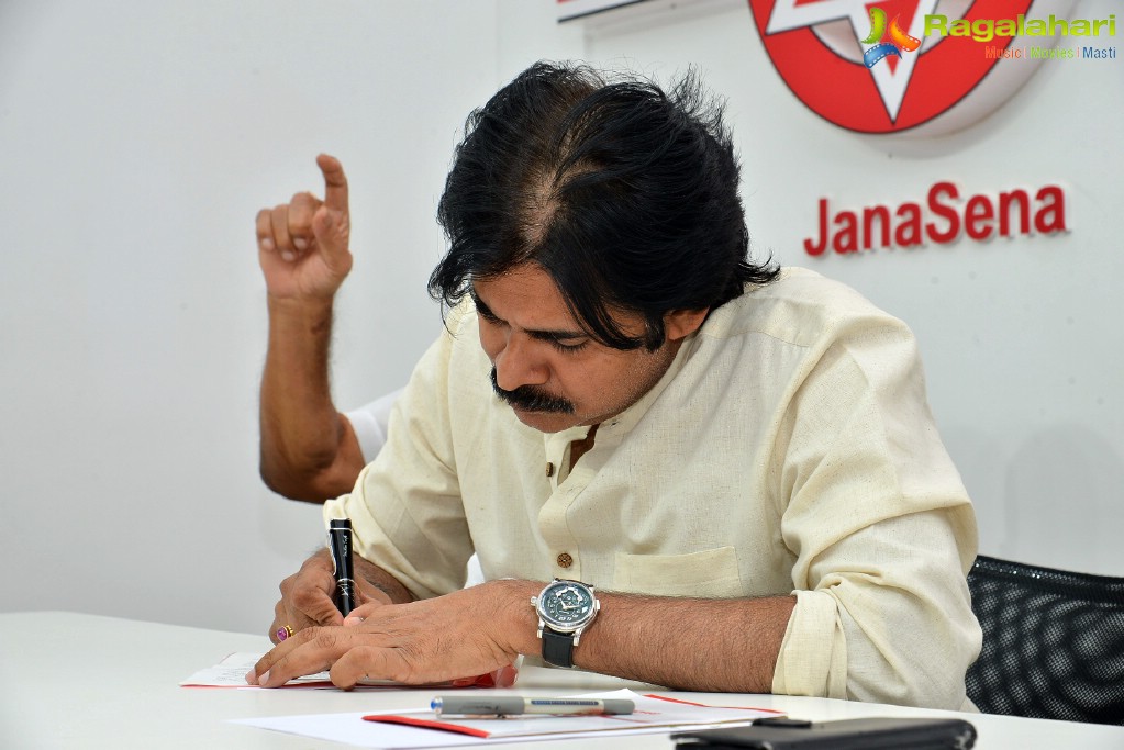 Pawan Kalyan Meets Fishermen at Janasena Party Office