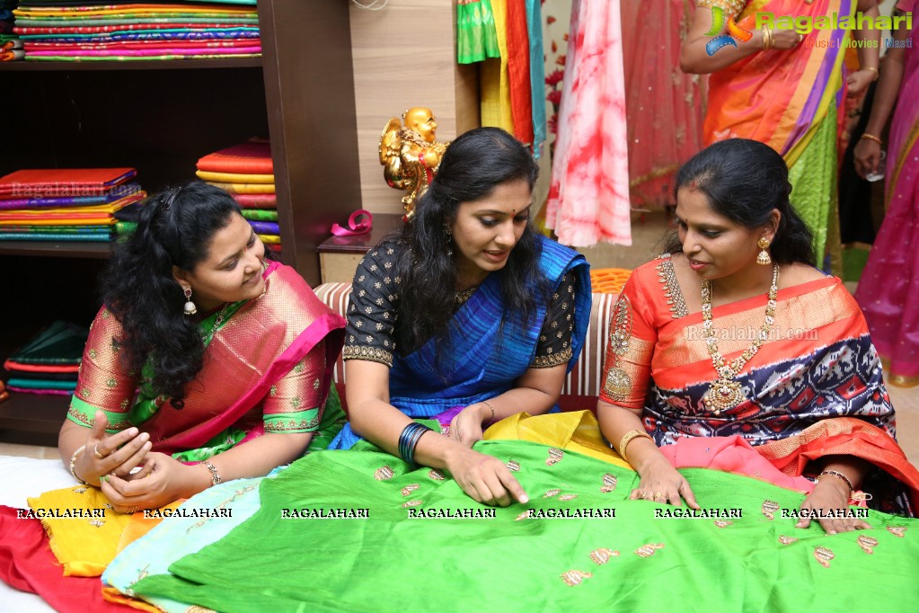 Anchor Jhansi launches Suneetha Designer Boutique at Hyderguda