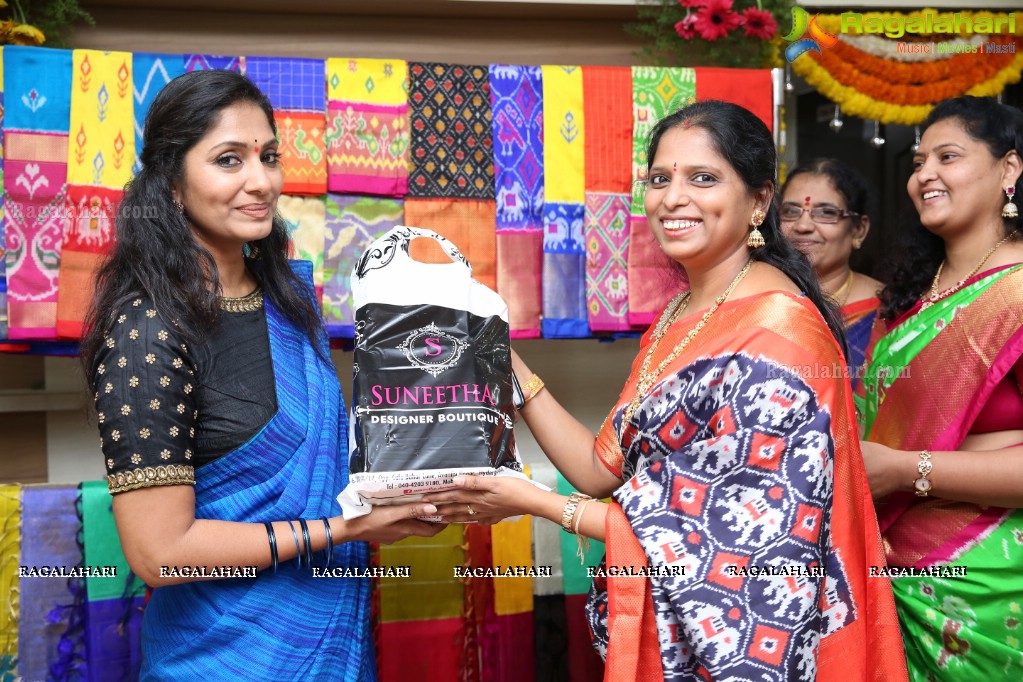 Anchor Jhansi launches Suneetha Designer Boutique at Hyderguda