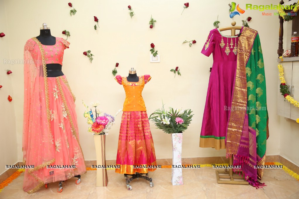 Anchor Jhansi launches Suneetha Designer Boutique at Hyderguda