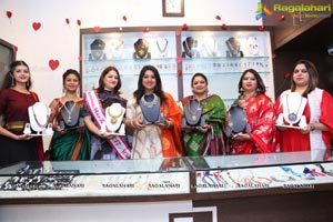 Mahaveer Pears, The Jewellery Studio Opening